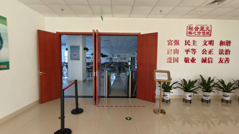 通道閘機(jī)