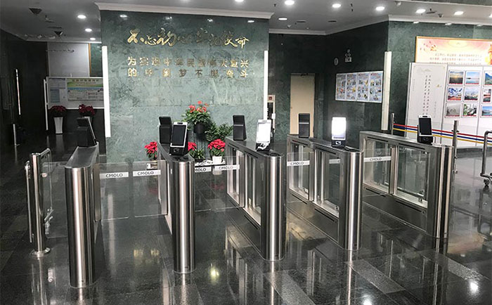 交通運輸廳安裝擺閘 - 中出網(wǎng)-智能出入口與停車充電門戶