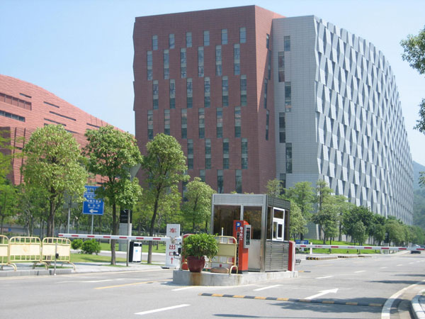 廣州白云國際會議中心停車場系統(tǒng)案例 - 中出網(wǎng)-智能出入口門戶