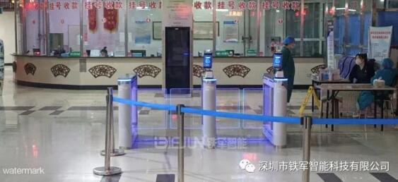 吉林省松原某人民醫(yī)院應(yīng)用鐵軍智能測溫人臉識別+小擺閘