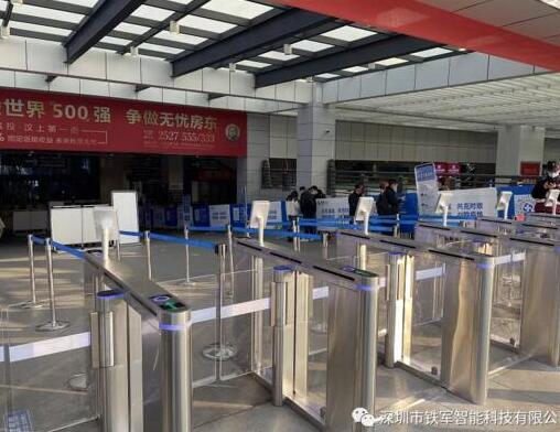 “鐵軍智能”助力疫情防控，打造新型通道：測溫、驗碼、識別身份一步完成
