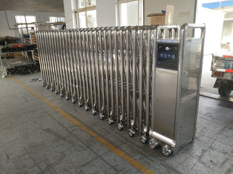 電動伸縮門