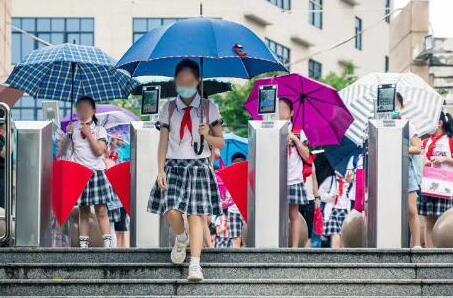 校園出入口如何智慧升級(jí)？熵基科技“鐵閘”強(qiáng)勢(shì)出擊