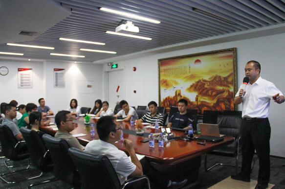德立云加強(qiáng)專業(yè)知識培訓(xùn)，助力員工成長