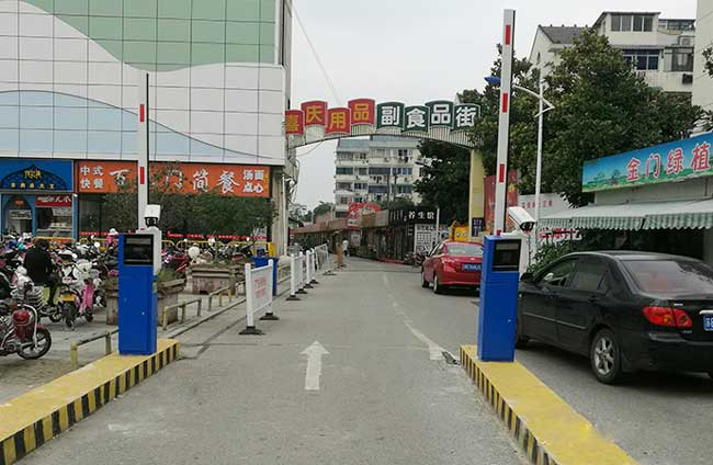蘇州金門國際商業(yè)廣場車牌識別系統(tǒng)案例 - 中出網(wǎng)-智能出入口門戶
