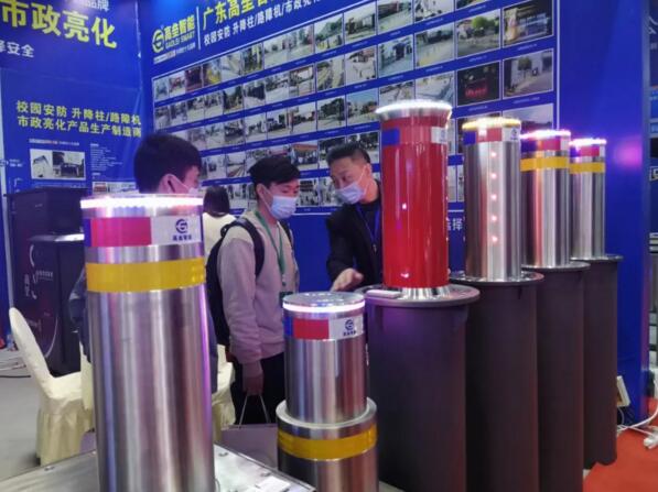精心為客戶打造一流的高壘品牌產品