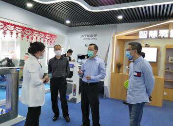 廈門市政協(xié)黨組成員、副主席李欽輝一行調(diào)研瑞為