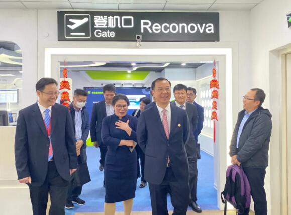 工業(yè)和信息化部副部長劉烈宏一行蒞臨瑞為參觀考察，寄語瑞為扎根產(chǎn)業(yè)生態(tài)不松懈