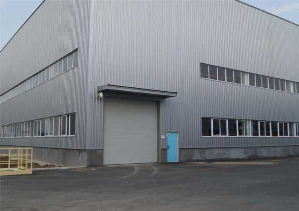 青島一汽工地工業(yè)門案例 - 中出網(wǎng)-智能出入口門戶