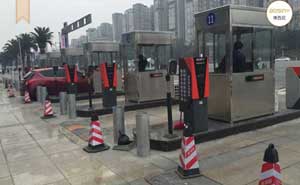 成都香港蛟龍集團海濱城購物中心車牌識別系統(tǒng)案例 - 中出網(wǎng)-智能出入口門戶