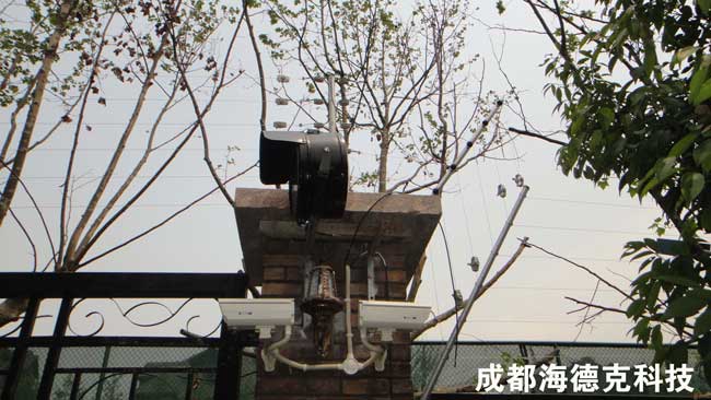 重慶金科電子圍欄安裝工程實(shí)例 - 中出網(wǎng)-智能出入口門戶