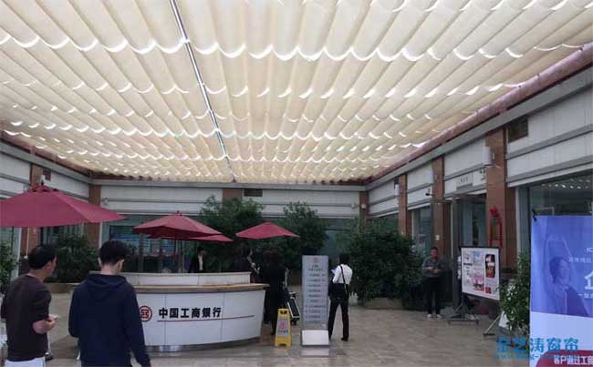 禪城區(qū)汾江南路麗日豪庭工商銀行大堂電動(dòng)窗簾案例 - 中出網(wǎng)-智能出入口門戶