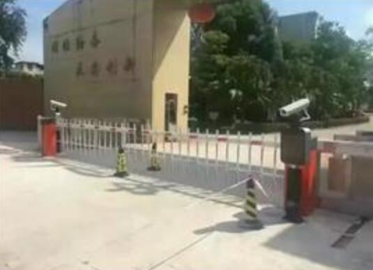 廣東韶關南雄一中車牌識別案例 - 中出網(wǎng)-智能出入口門戶