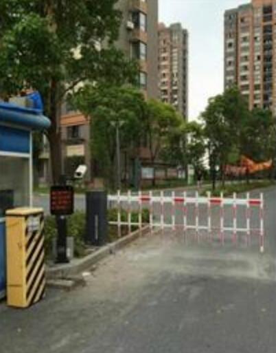 上海浦東新區(qū)海納路星納家園車(chē)牌識(shí)別系統(tǒng)案例 - 中出網(wǎng)-智能出入口門(mén)戶(hù)