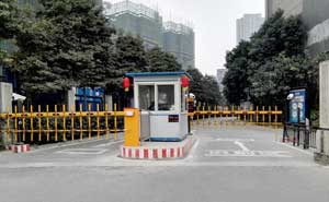 成都八號(hào)公館車牌識(shí)別系統(tǒng)案例 - 中出網(wǎng)-智能出入口門戶