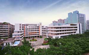 佛山市華材職業(yè)技術(shù)學(xué)校總部停車場(chǎng)系統(tǒng)案例