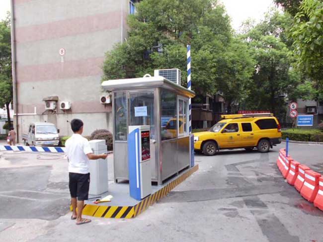 湖南株洲電業(yè)局小區(qū)停車場系統(tǒng)案例 - 中出網(wǎng)-智能出入口門戶