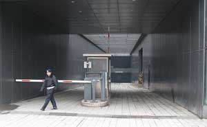 貴陽(yáng)國(guó)際展覽中心停車場(chǎng)系統(tǒng)案例 - 中出網(wǎng)-智能出入口門戶